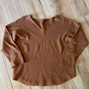 Women’s V-Neck Pullover Sweater Brown Long Sleeve Casual Size M